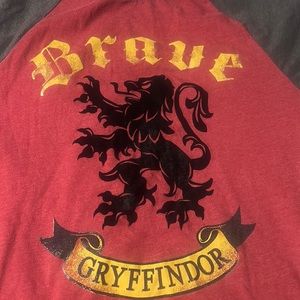 Universal studios Harry Potter gryffindor shirt